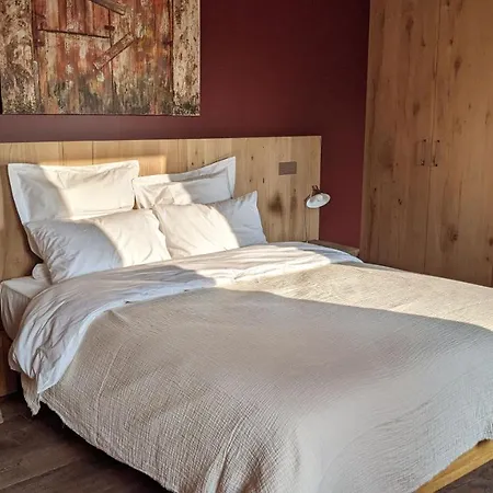 بيت ضيافة Val Trebbia 4*